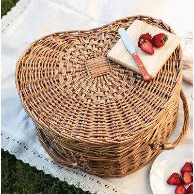 Picnic Time Heart Wicker Picnic Basket With 2 Person Picnic Set - Couple Gifts In White