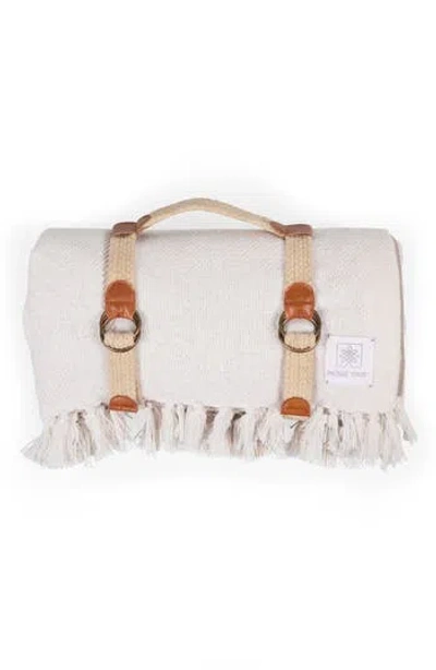 Picnic Time Montecito Outdoor Picnic Blanket In White