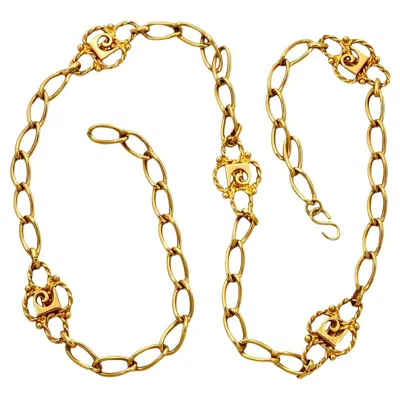Pre-owned Pierre Cardin Monogram Gold Plated Chain Link Belt Circa 1970s In White