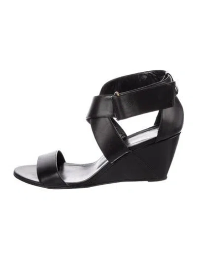 Pre-owned Pierre Hardy Leather T-strap Sandals In Black