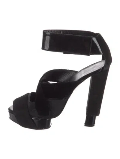 Pre-owned Pierre Hardy Velvet Pumps In Black