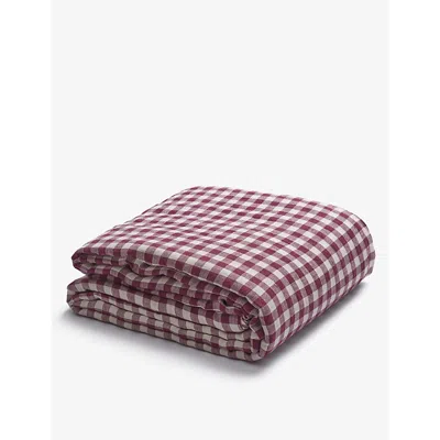 Piglet In Bed Gingham-pattern Double Linen Duvet Cover In Berry Gingham