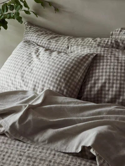 Piglet In Bed Gingham Linen Blend Pillowcase Pair In Mushroom Gingham