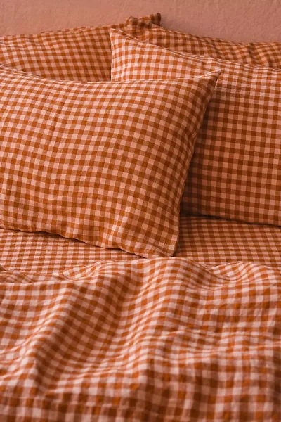 Piglet In Bed Linen Blend Pillowcases, Set Of 2 In Red