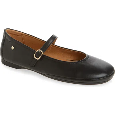 Pikolinos Carmona Mary Jane Flat In Black