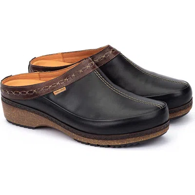 Pikolinos Granada Clog In Black