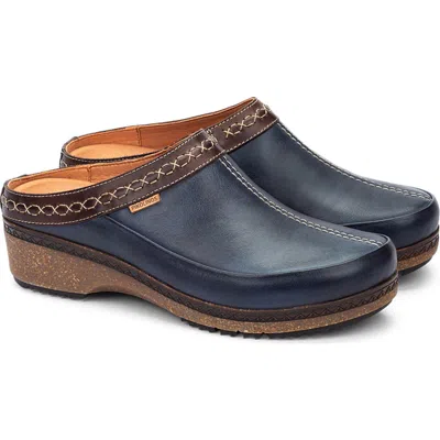 Pikolinos Granada Clog In Blue