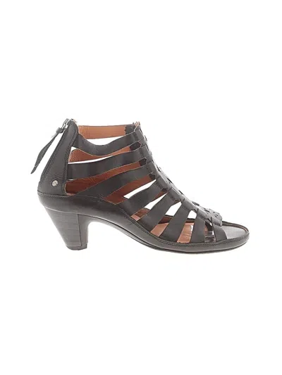 Pre-owned Pikolinos Sandals In Gray