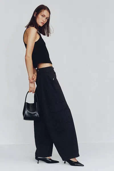 Pilcro Aero Wide-leg Cargo Pants In Black