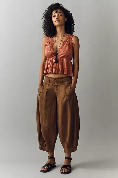 Pilcro Balloon Jogger Pants In Brown