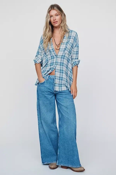 Pilcro High-rise Wide-leg Side-gusset Jeans In Medium Wash