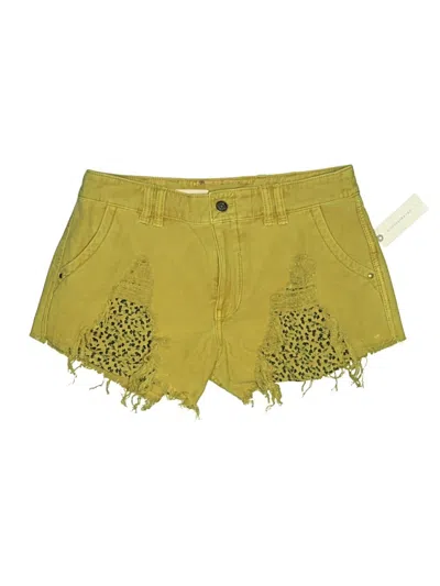 Pilcro Shorts In Yellow