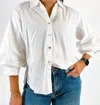 Pinch Ina Button Down Top In White In White
