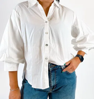Pinch Ina Button Down Top In White