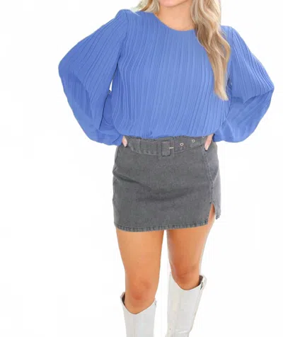 Pinch Pleated Woven Top In Cobalt In Purple