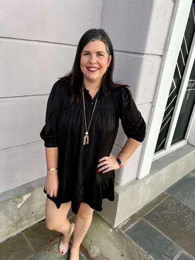 Pinch Satin Collared Dress In Black