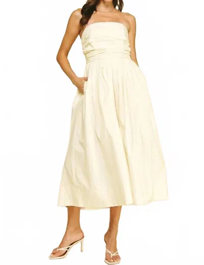 Pinch Shirring Detailed Sleeveless Midi Dress In Butter In Neutral