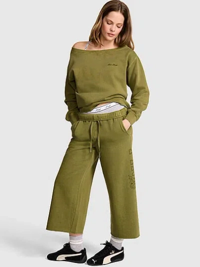 Pink Campus Fleeceâ¢ Cropped Wide-leg Sweatpants In Green