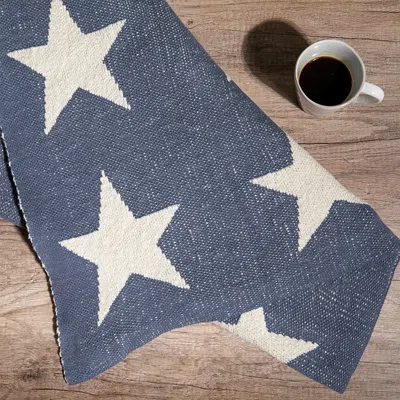 Pink Lemonade Stars Throw In Blue
