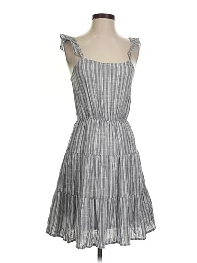 Pre-owned Pink Lily Casual Dress In Gray