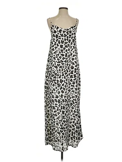 Pre-owned Pink Lily Casual Dress In Silver