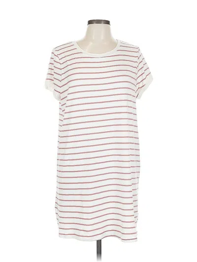 Pre-owned Pink Lily Casual Dress In White