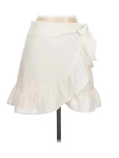 Pre-owned Pink Lily Casual Skirt In White