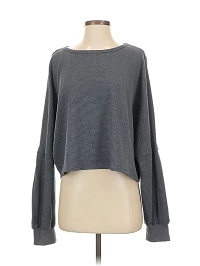 Pre-owned Pink Lily Long Sleeve T-shirt In Gray