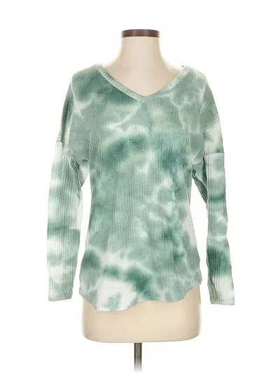 Pre-owned Pink Lily Long Sleeve T-shirt In Green