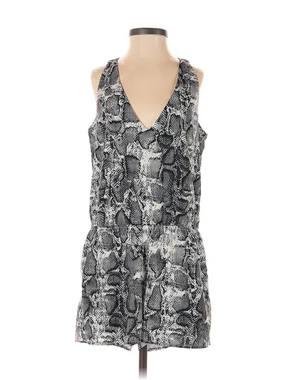 Pre-owned Pink Lily Romper In Gray