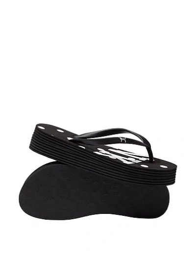 Pink Platform Flip Flops In Black
