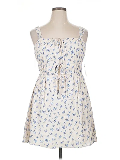 Pre-owned Pink Republic Casual Dress In White