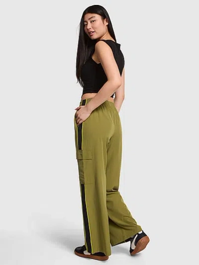 Pink Tech Woven Wide-leg Pants In Green