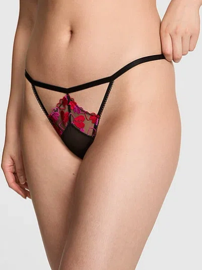 Pink Wink™ V-string Panty In Black