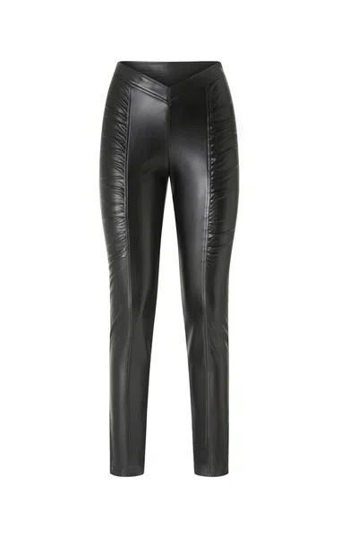 Pinko Black