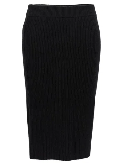 Pinko Dose Skirts In Black