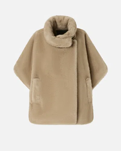 PINKO CAPE EN FOURRURE SYNTHÉTIQUE