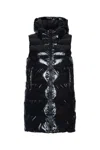 Pinko Hooded Sleeveless Quilted Jacket Shine In Black