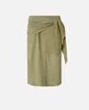 Shop Pinko Jupe Au Genou En Daim Avec Naud In Light Moss Green
