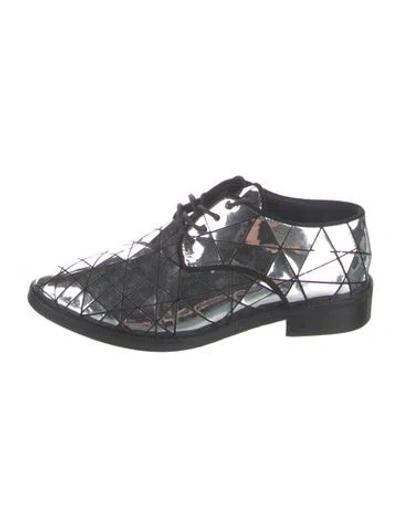 Pre-owned Pinko Leather Patterned Oxfords In Metallic/silver