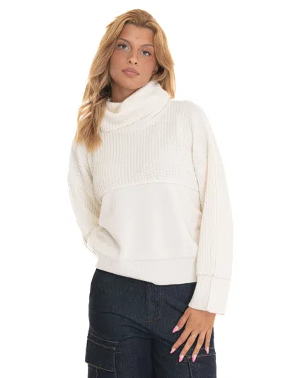 Pinko Vigne Pullover In White