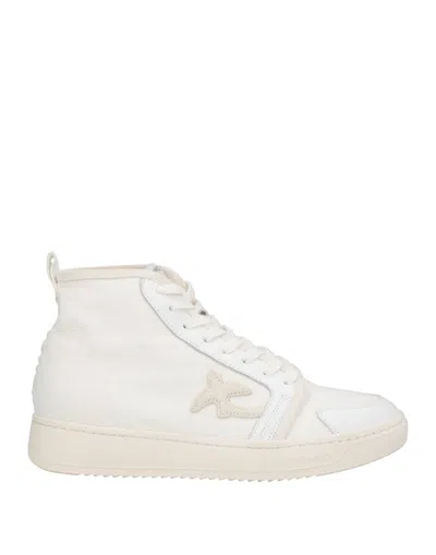 Pinko Sneakers In White