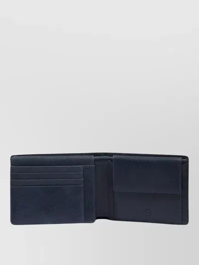 Piquadro Compact Wallet Bi Fold Design Cardholder