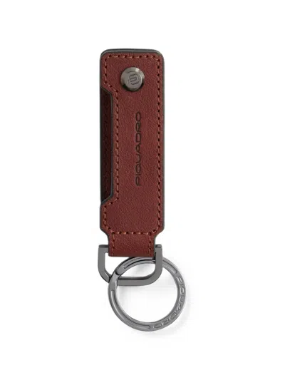 Piquadro Logo-engraved Leather Keyring In Brown
