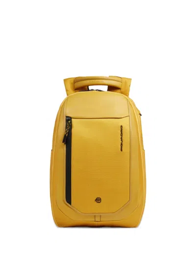 Piquadro Logo-lettering Travel Laptop Backpack In Gold