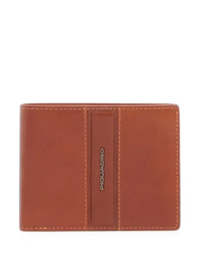 Piquadro Logo-plaque Bi-fold Wallet In Brown