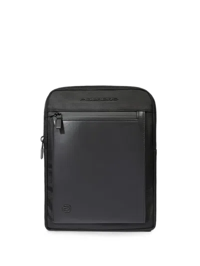 Piquadro Logo-plaque Panelled Backpack In Black