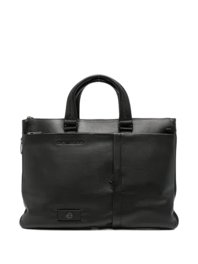 Piquadro Logo-plaque Pebbled-leather Backpack In Black