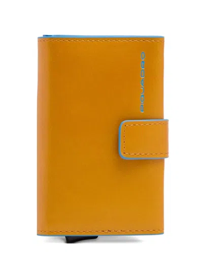 Piquadro Pop-up Leather Cardholder In Yellow