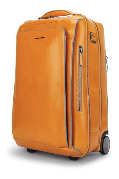Piquadro Suitcases In G